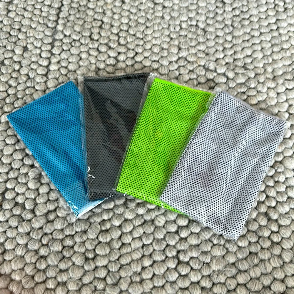 Pack of 4 sweat towels